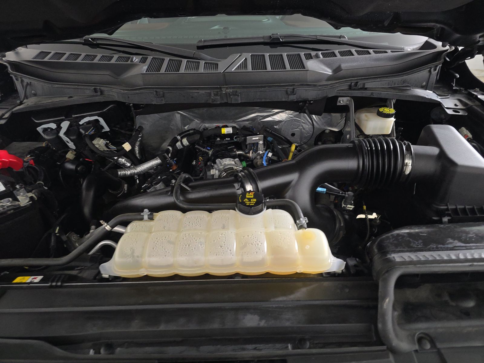 2023 Ford F-150 Lariat AWD