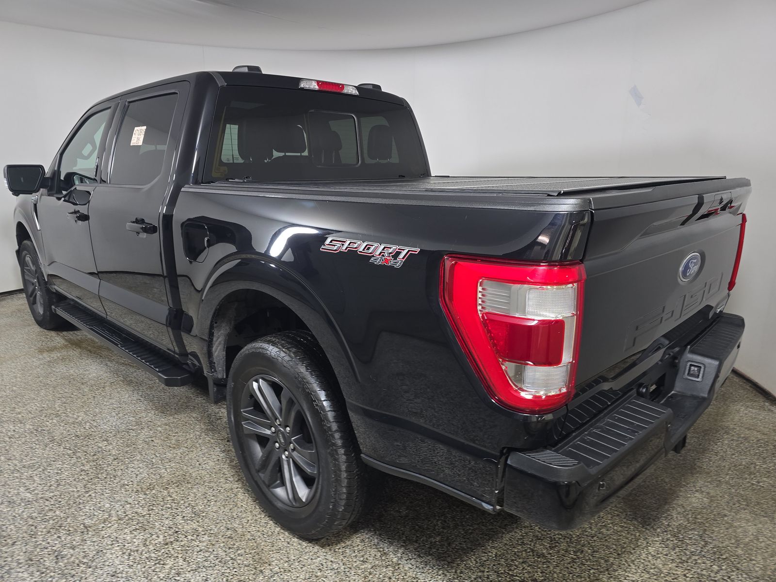 2023 Ford F-150 Lariat AWD