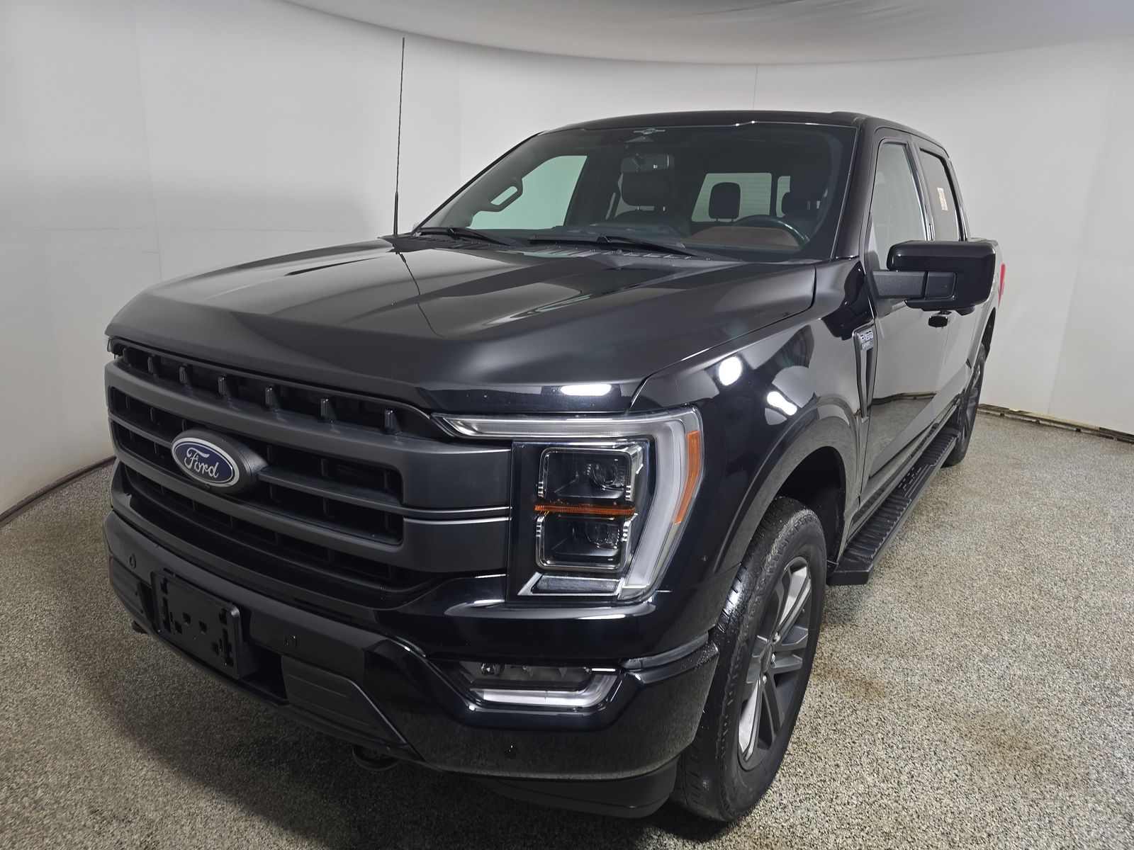 2023 Ford F-150 Lariat AWD