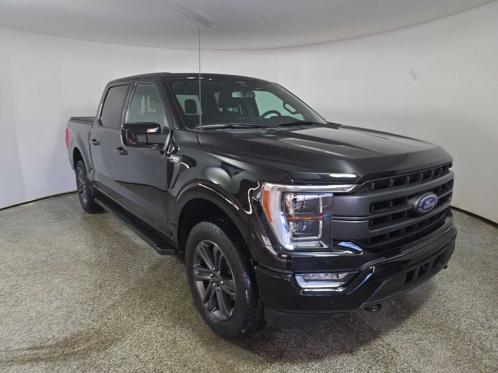 2023 Ford F-150 Lariat AWD