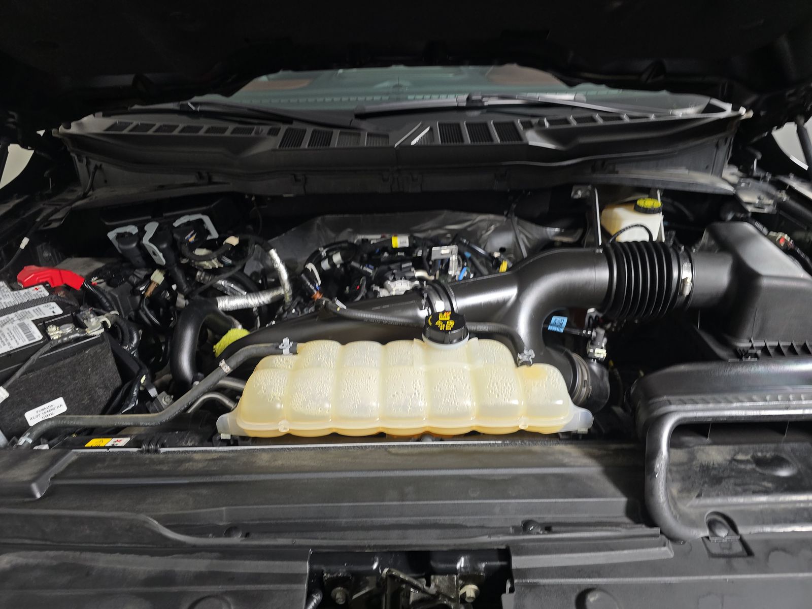 2023 Ford F-150 Lariat AWD