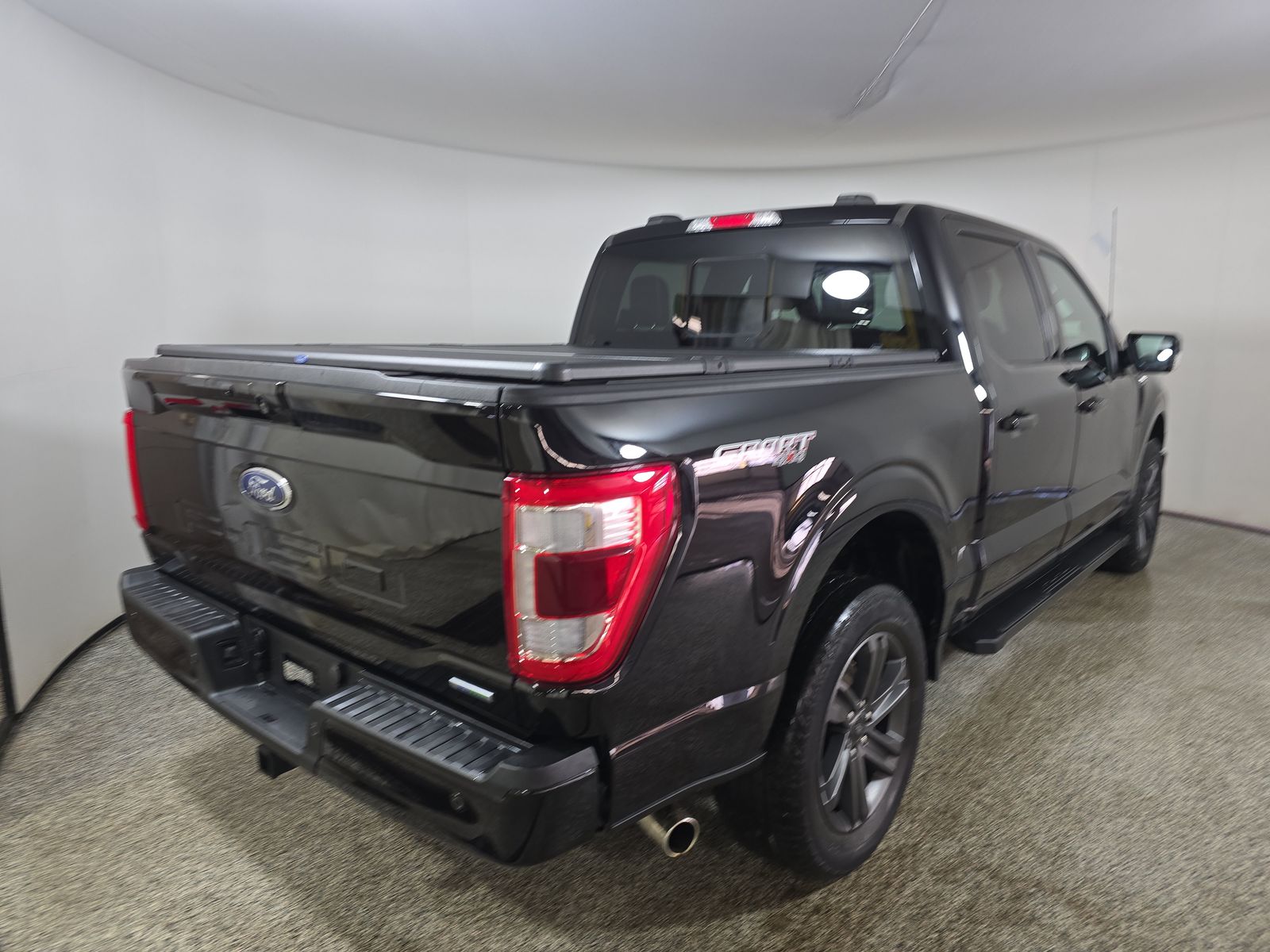 2023 Ford F-150 Lariat AWD
