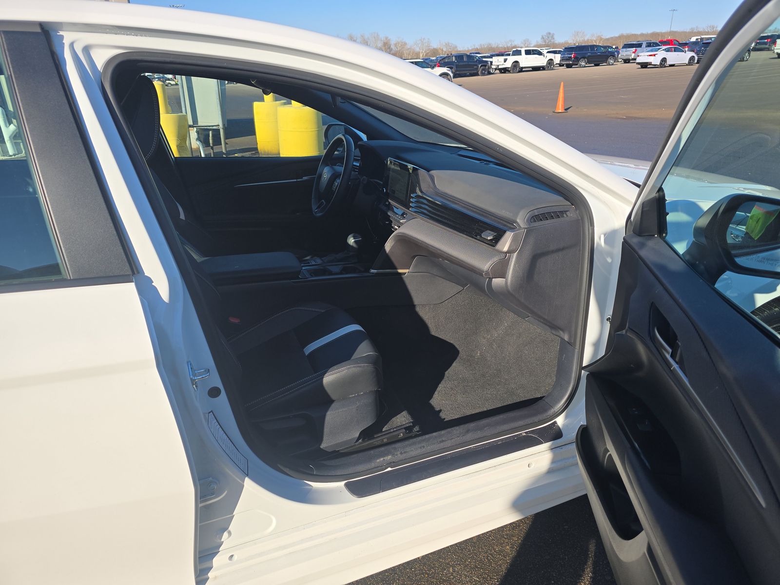 2025 Toyota Camry SE FWD