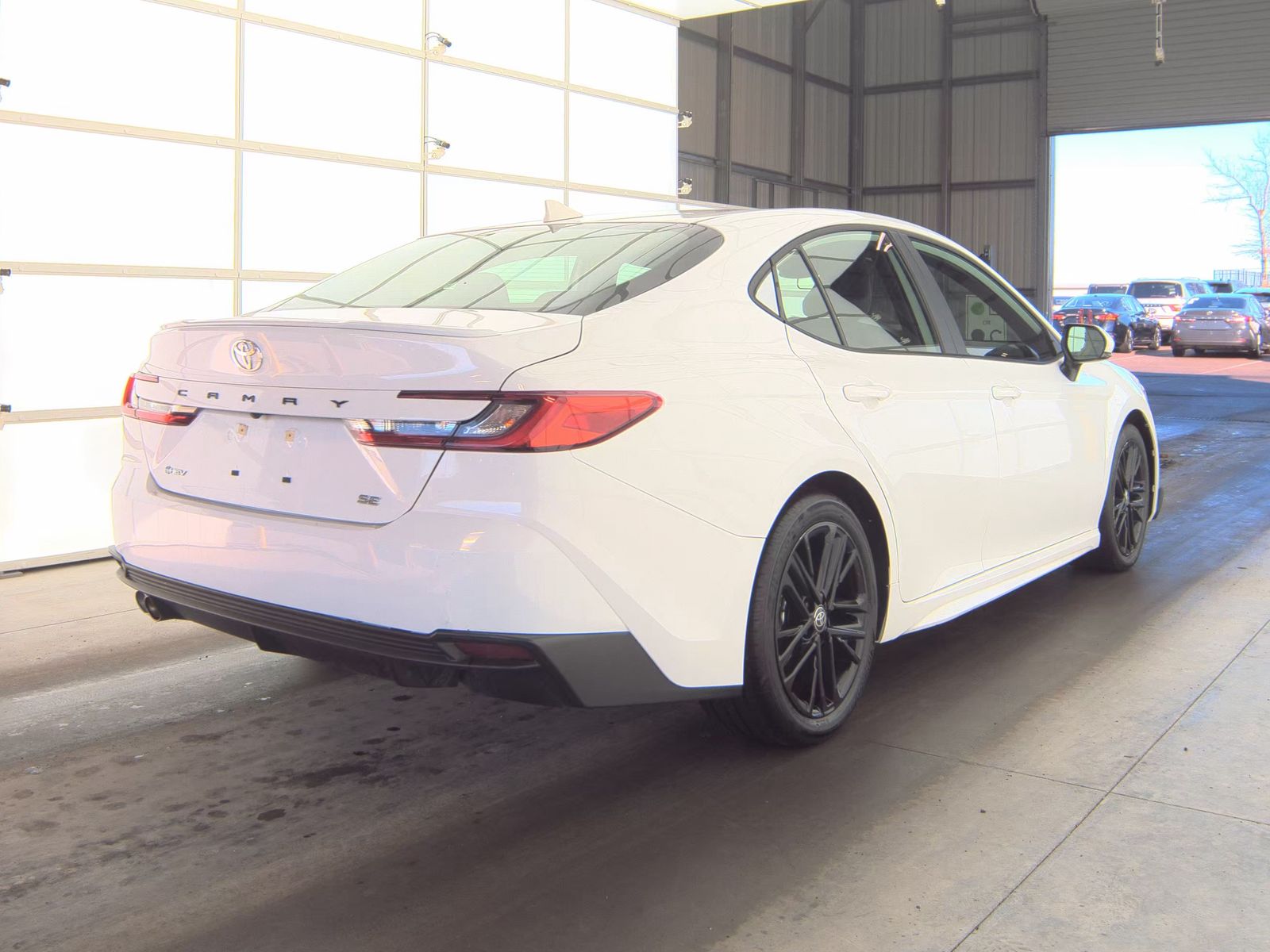 2025 Toyota Camry SE FWD