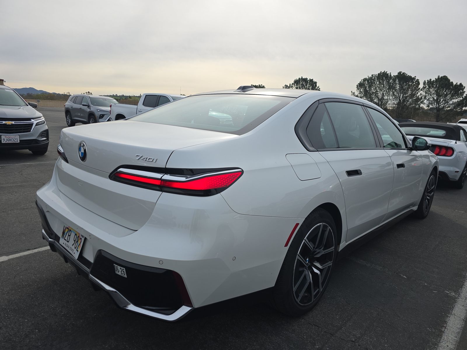 2024 BMW 7 Series 740i RWD