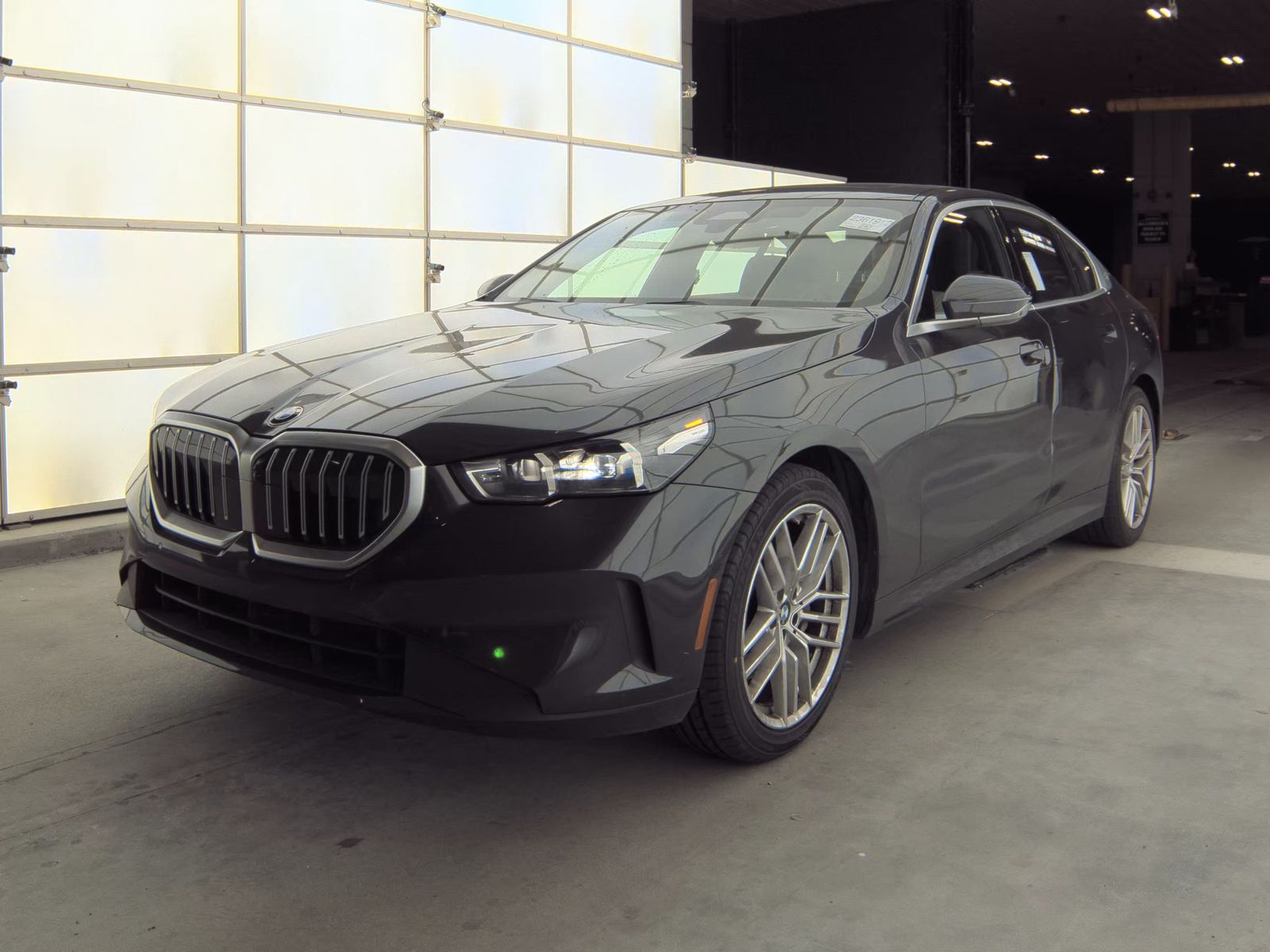 2024 BMW 5 Series 530i RWD