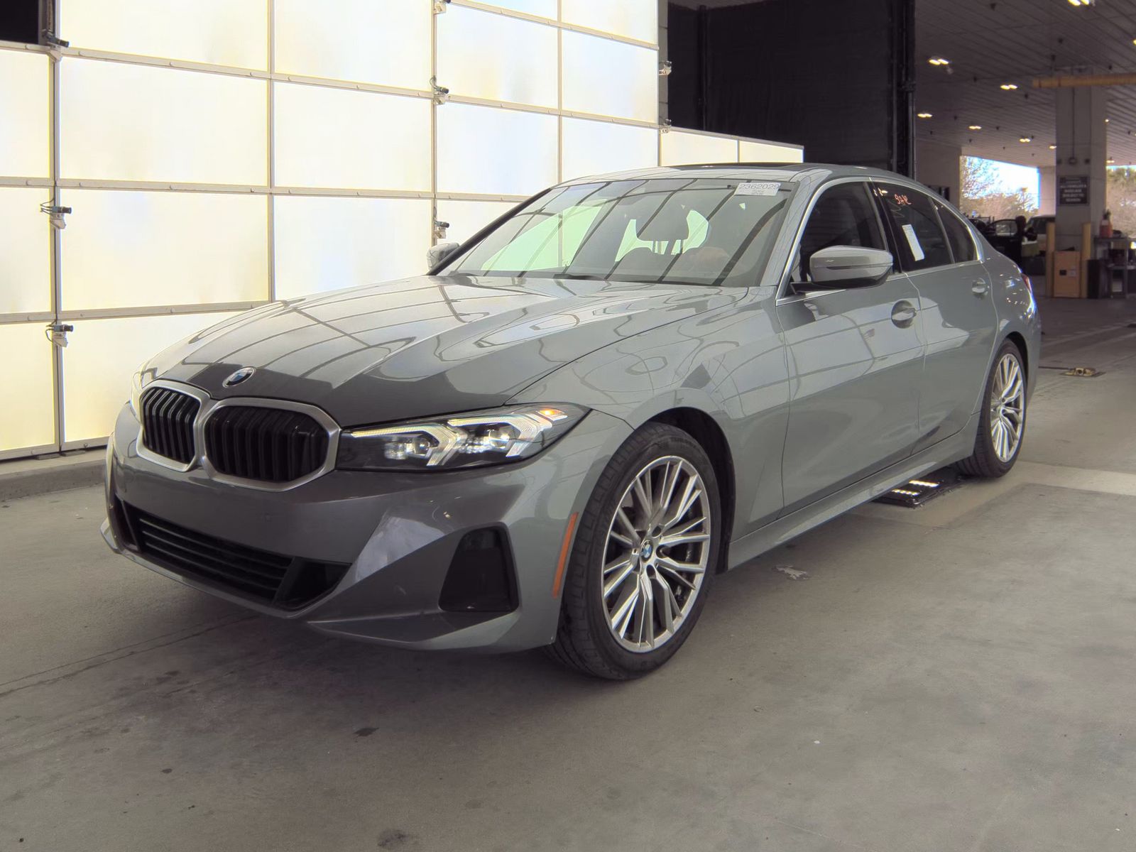 2024 BMW 3 Series 330i RWD