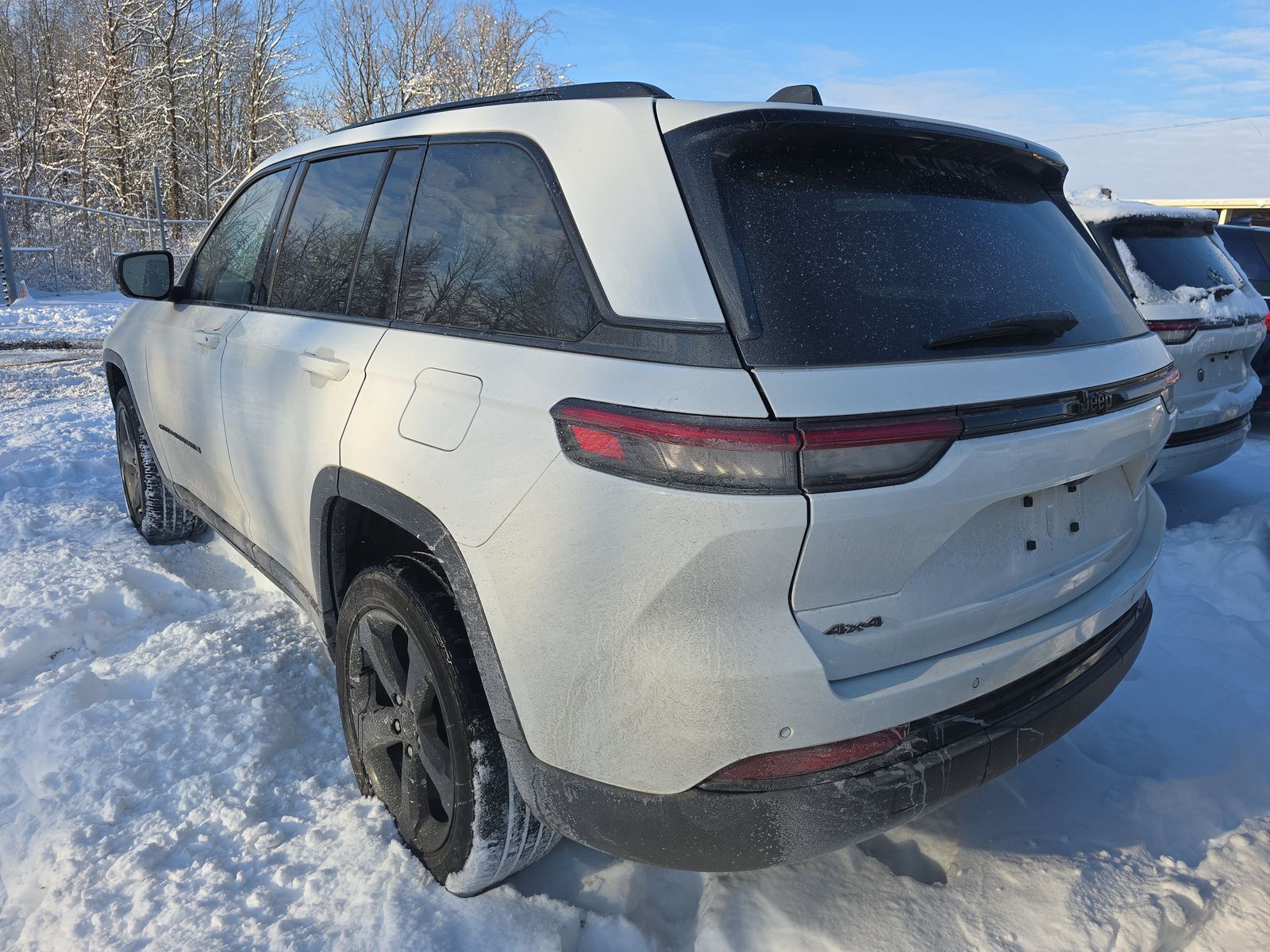 2023 Jeep Grand Cherokee Altitude AWD