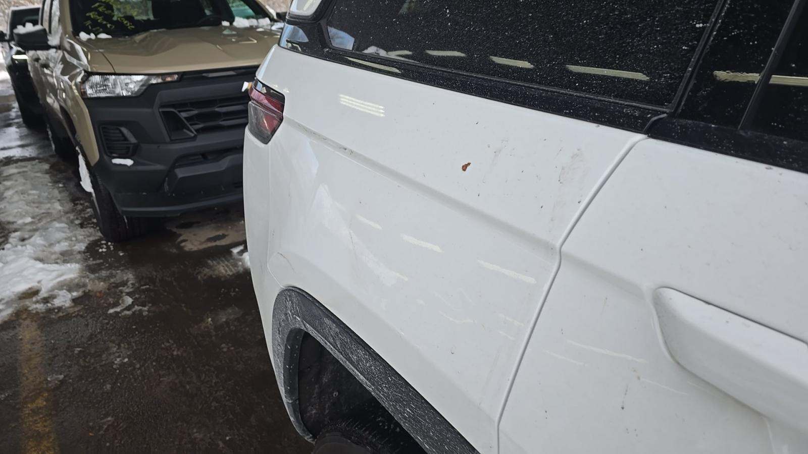 2023 Jeep Grand Cherokee Altitude AWD