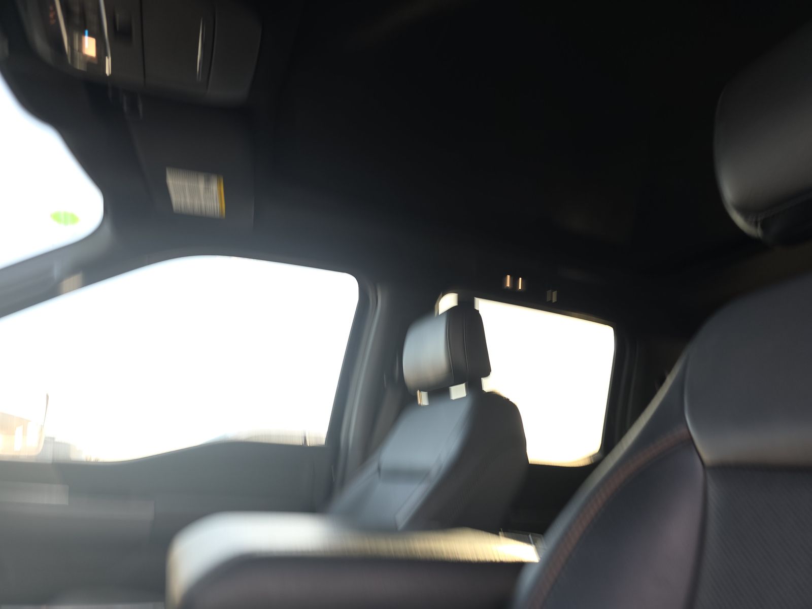 2025 Ford F-150 Hybrid Lariat AWD