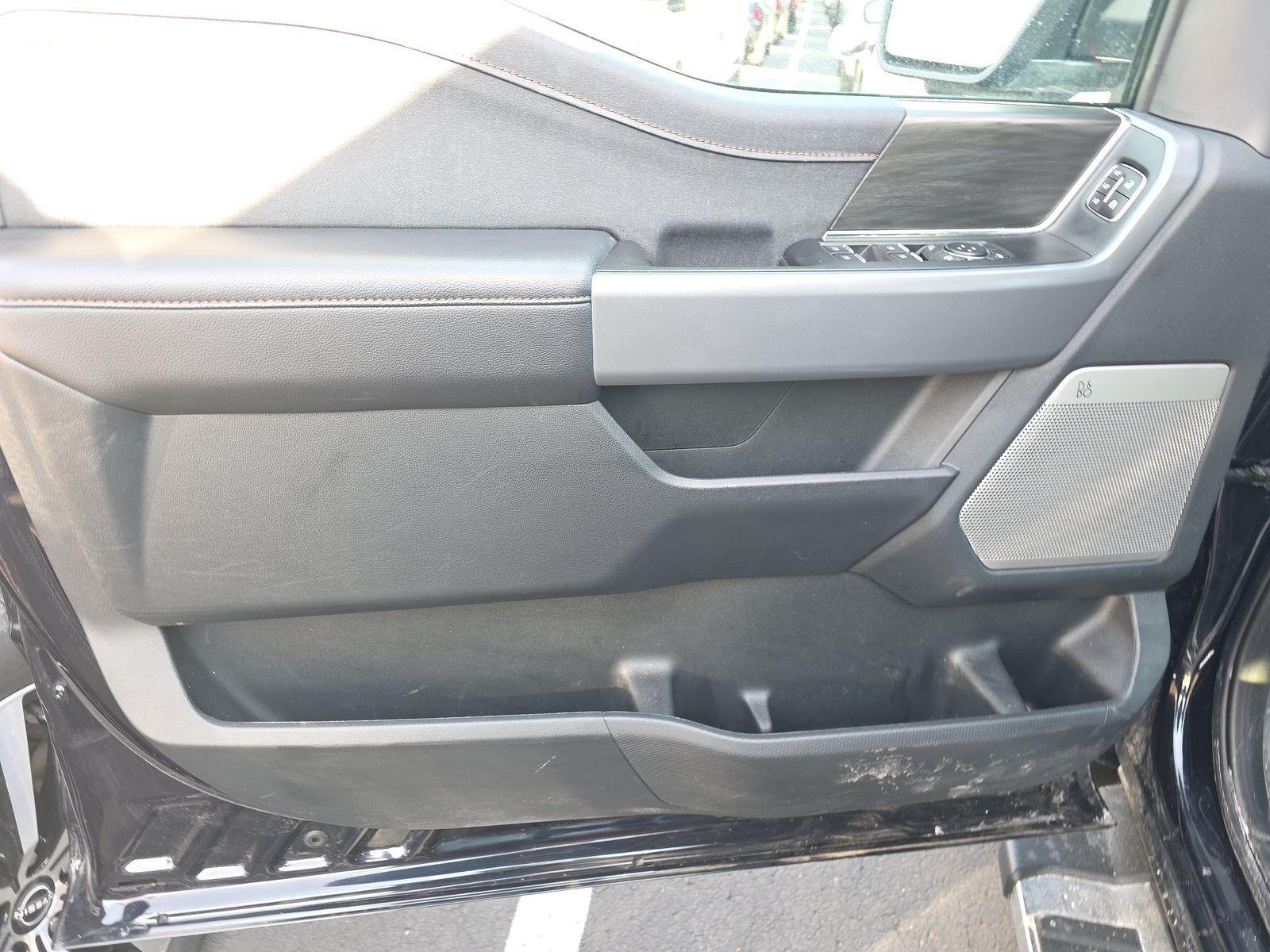 2025 Ford F-150 Hybrid Lariat AWD