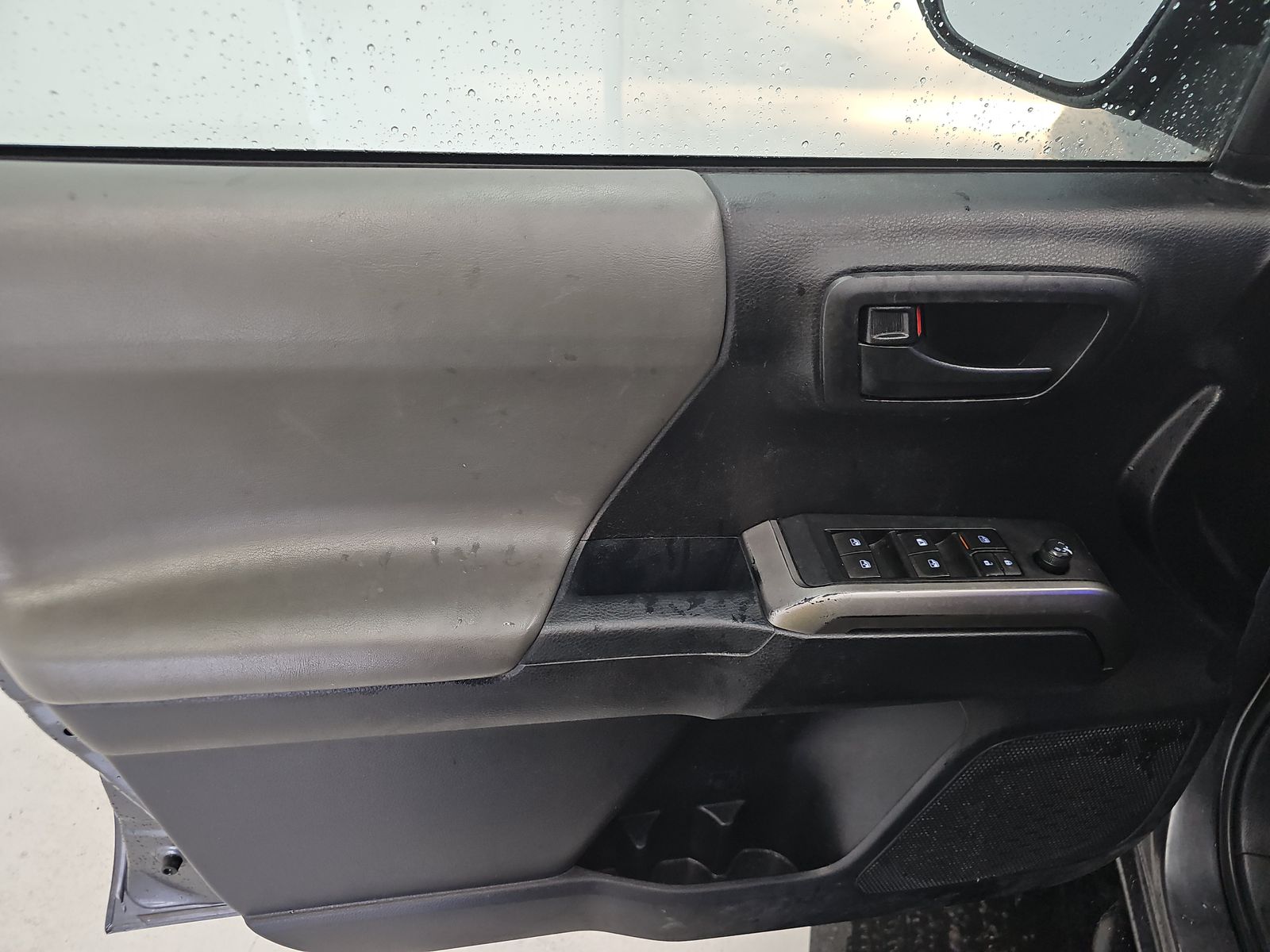 2021 Toyota Tacoma SR5 RWD