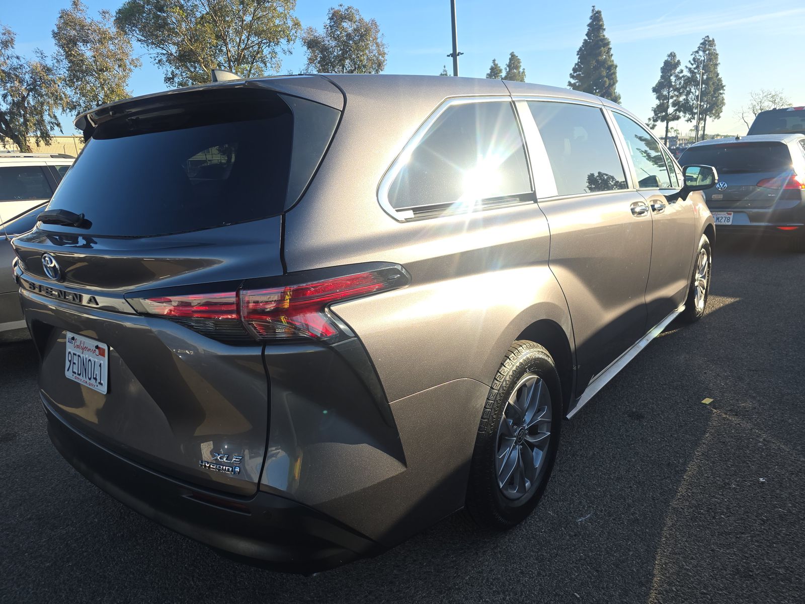 2022 Toyota Sienna XLE FWD