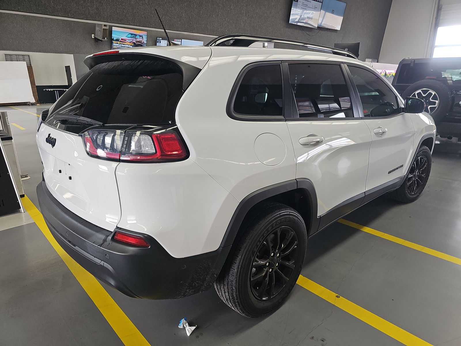 2023 Jeep Cherokee Altitude Lux AWD