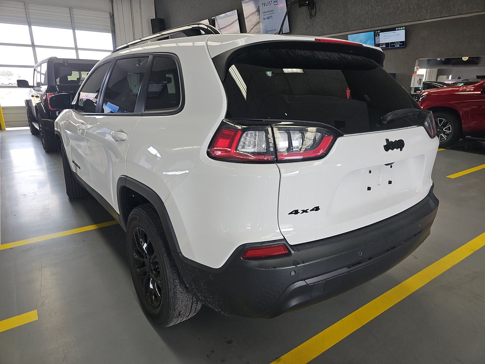 2023 Jeep Cherokee Altitude Lux AWD