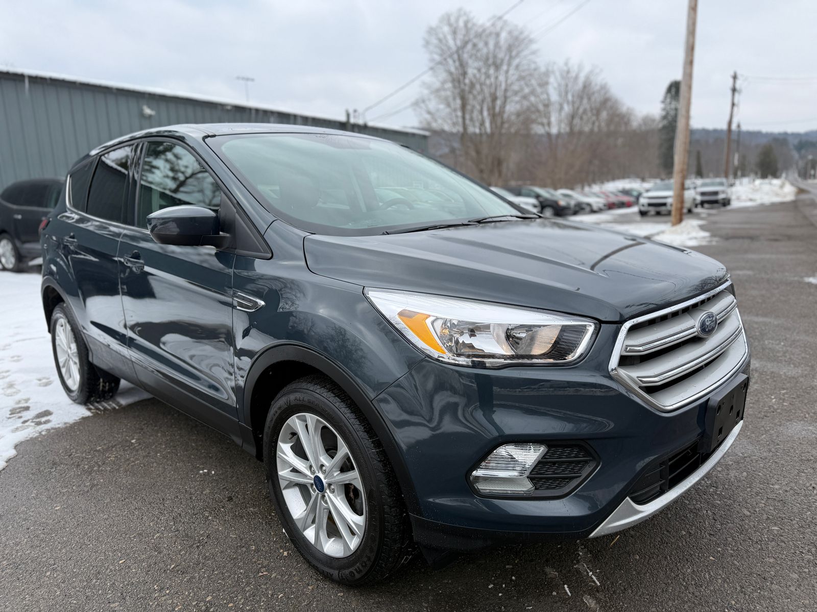 FORD ESCAPE - 1
