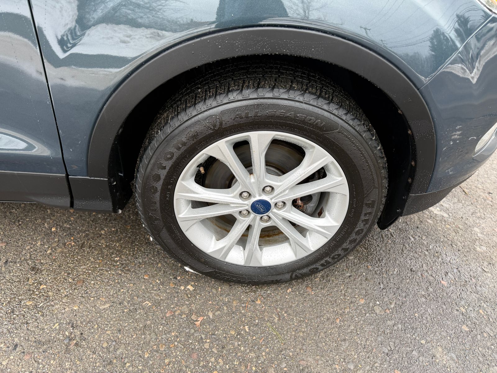 FORD ESCAPE - 10