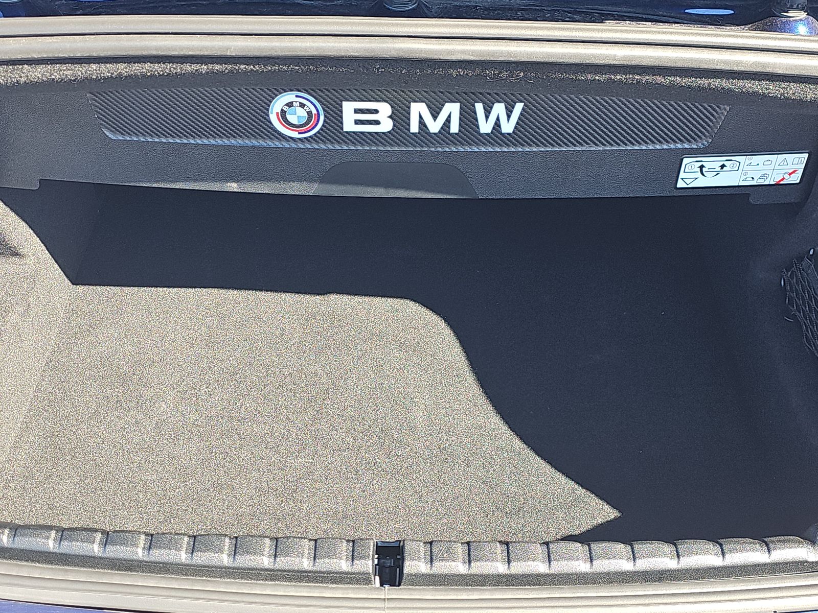 2023 BMW 8 Series 840i RWD