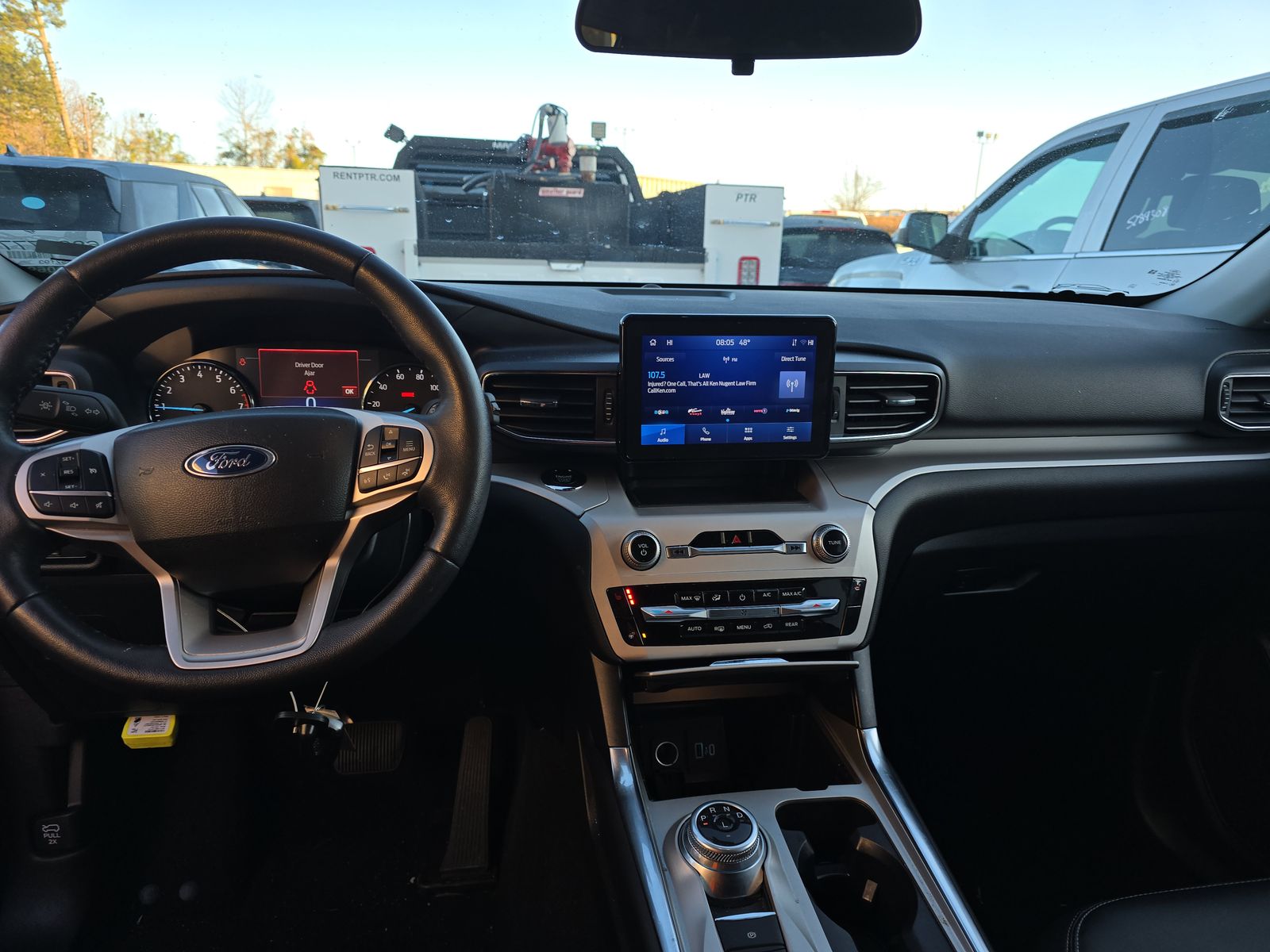 2023 Ford Explorer XLT RWD