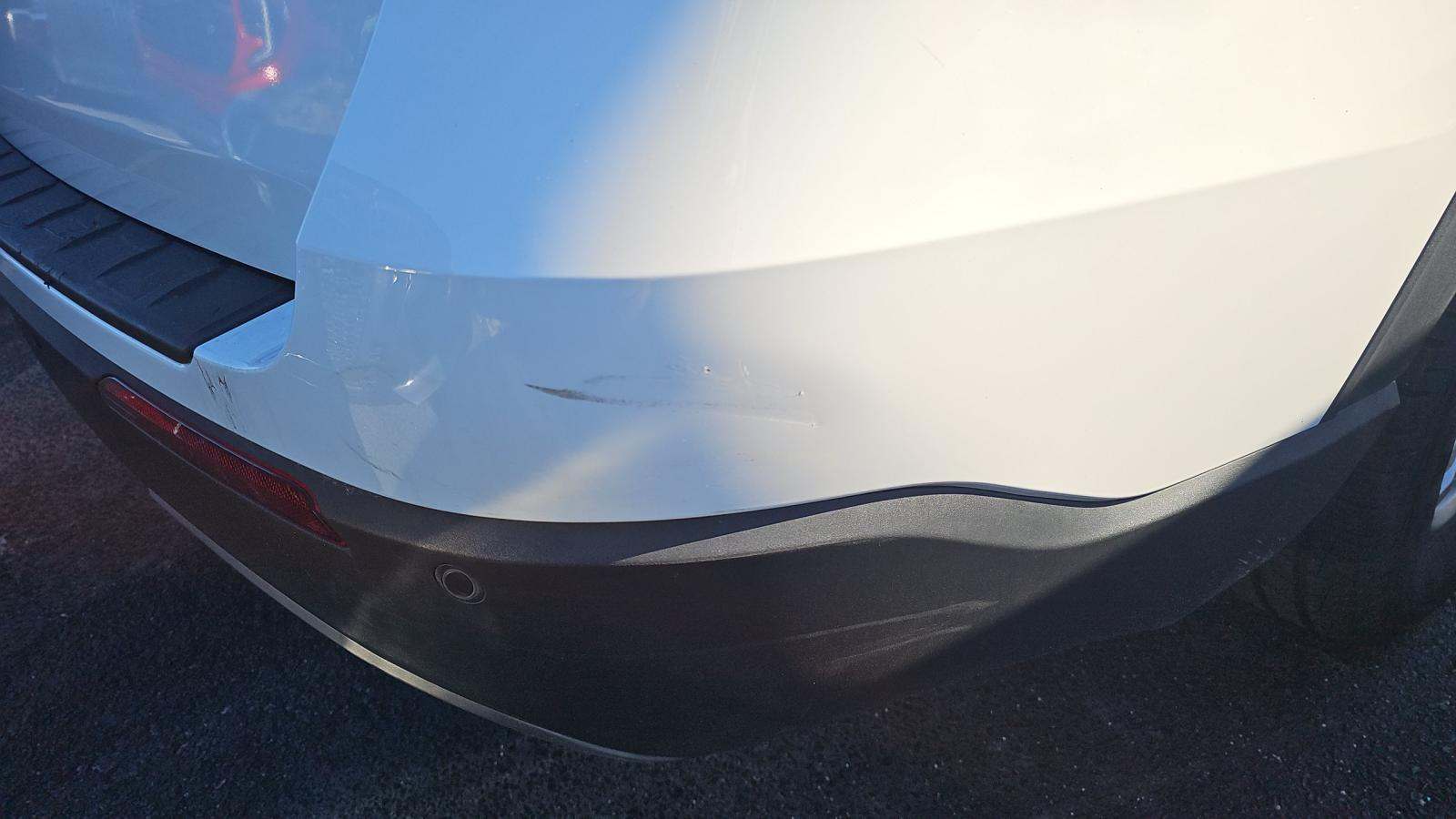 2023 Ford Explorer XLT RWD