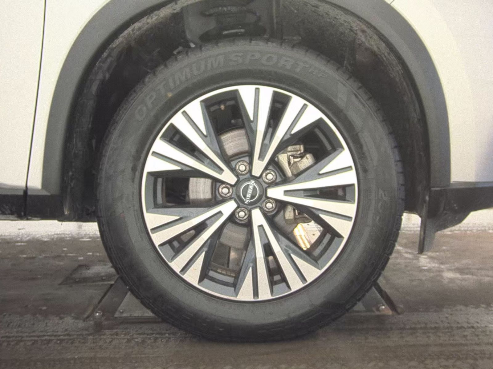 2023 Nissan Rogue SV FWD