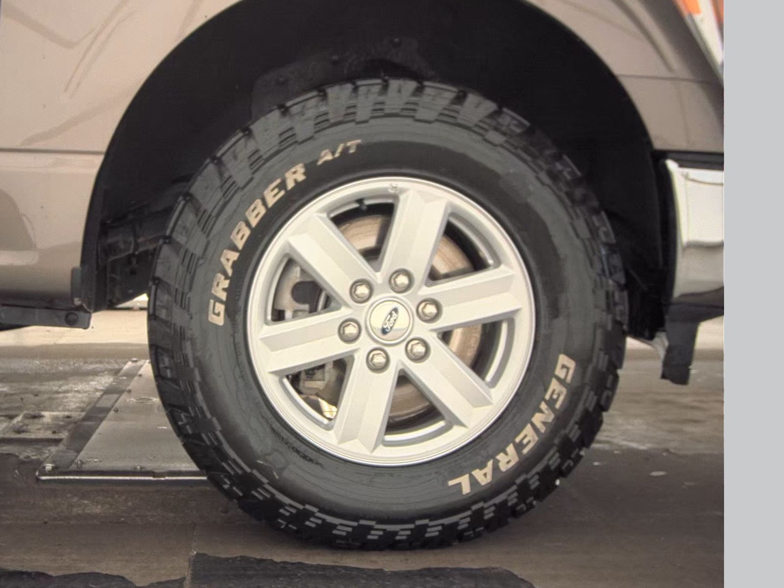 2022 Ford F-150 XLT AWD