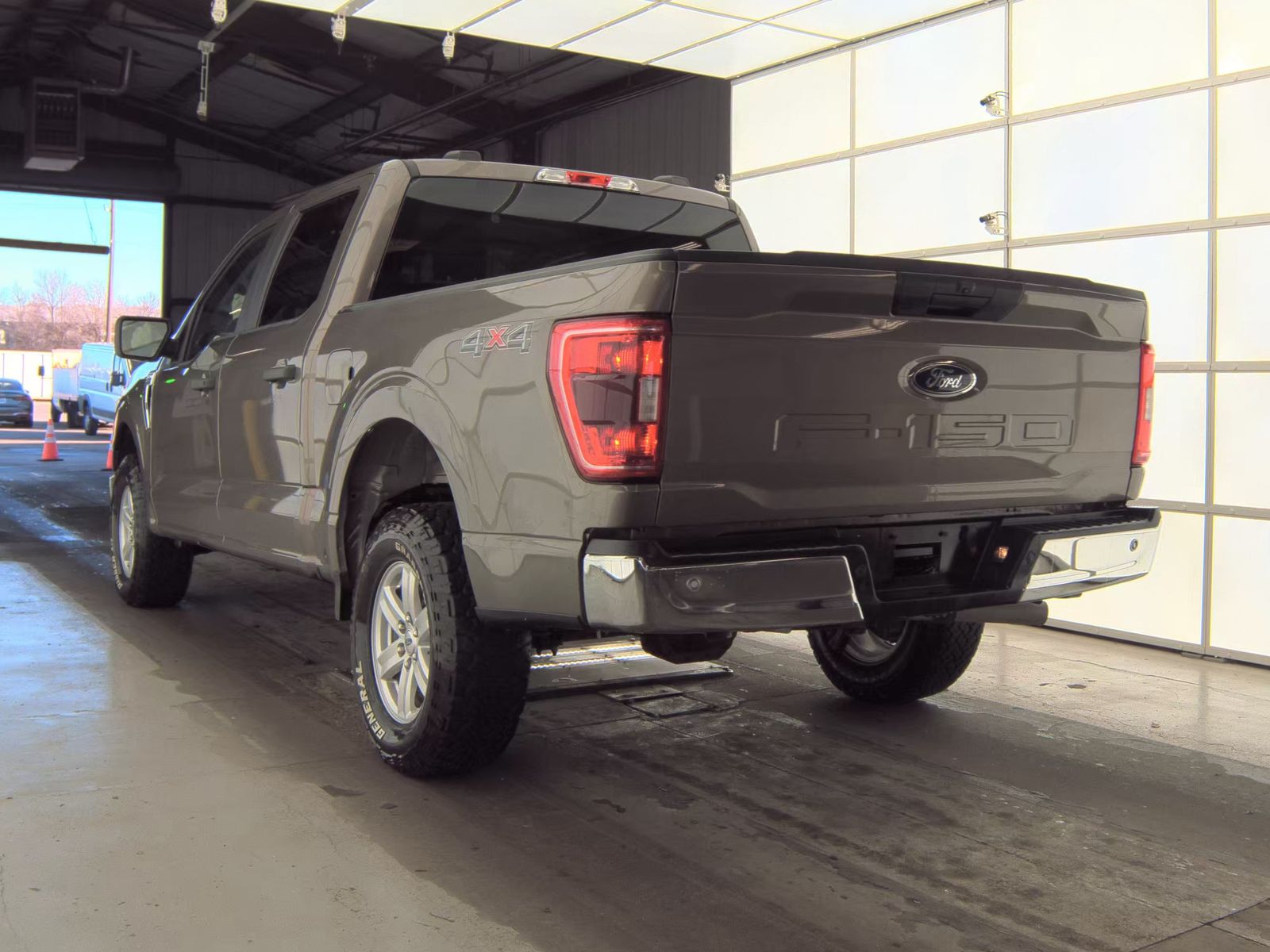 2022 Ford F-150 XLT AWD