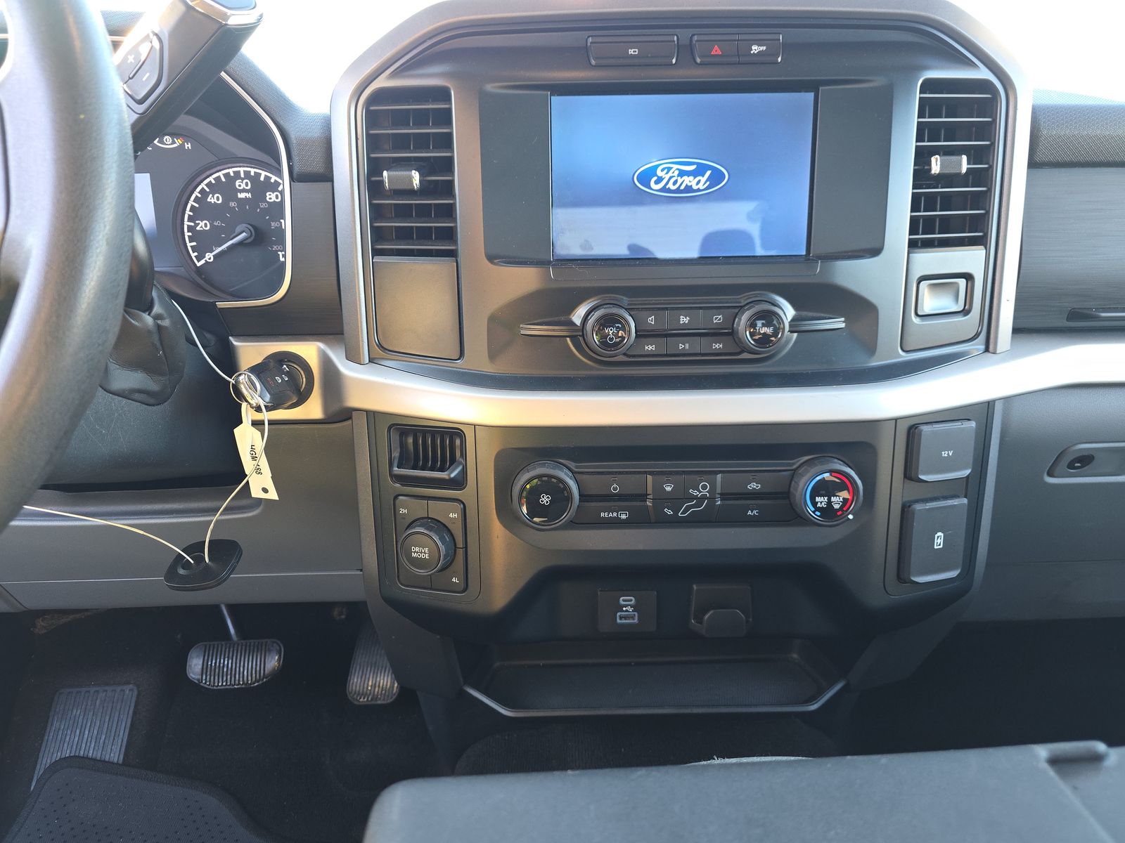 2022 Ford F-150 XLT AWD