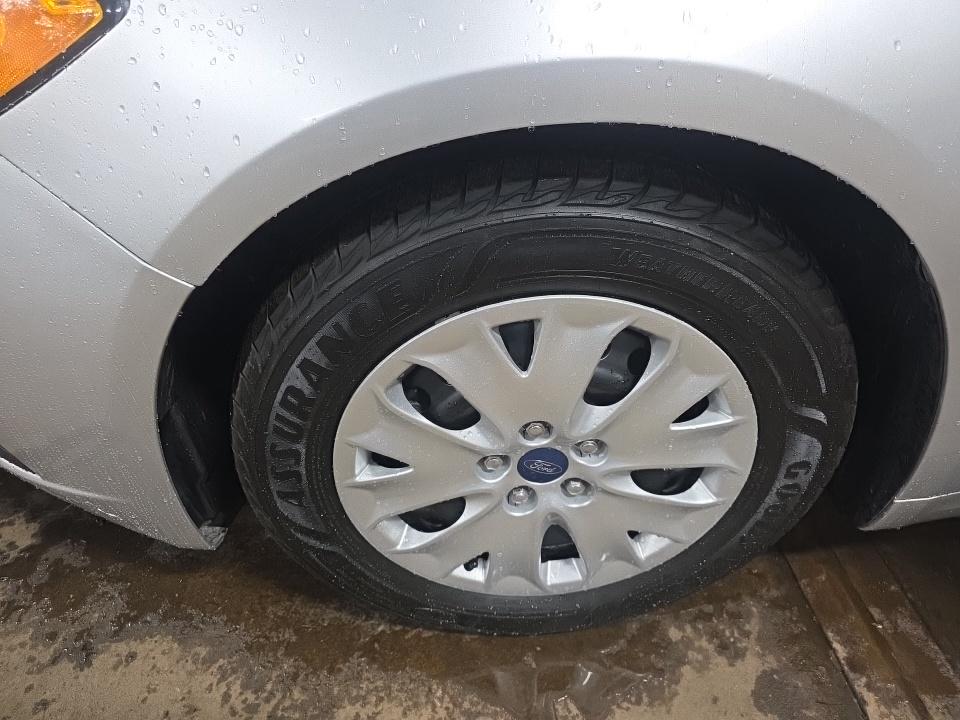 2019 Ford Fusion S FWD
