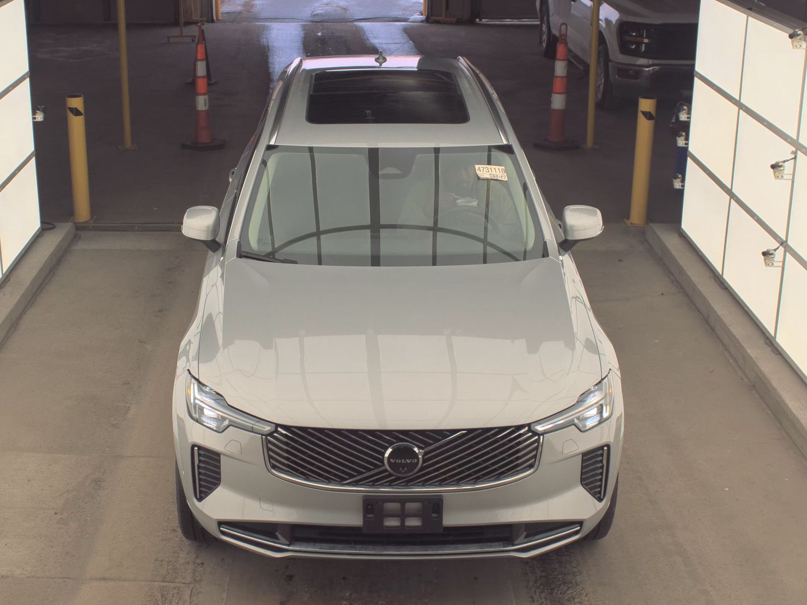 2025 Volvo XC90 B5 Plus AWD