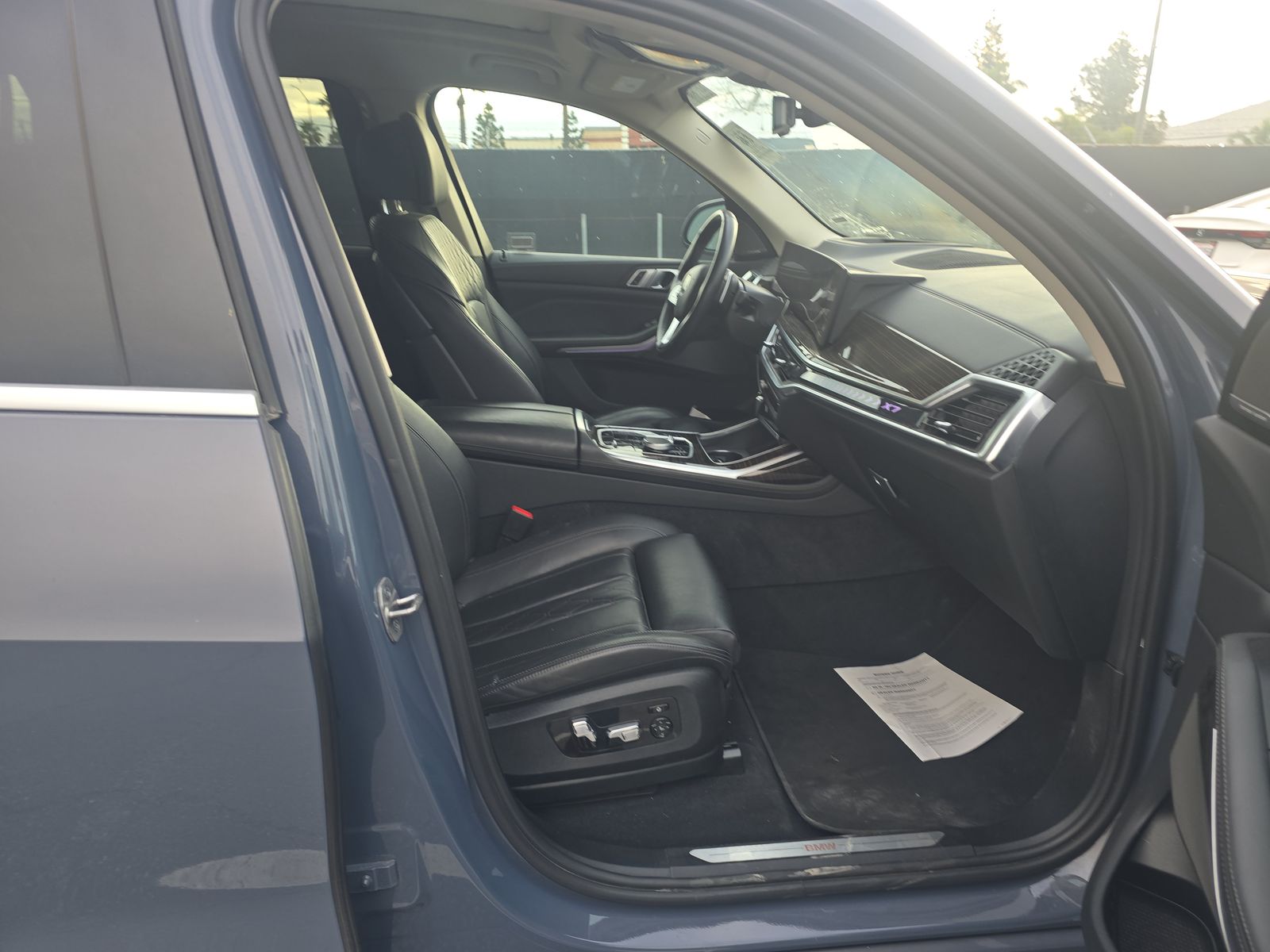 2023 BMW X7 xDrive40i AWD
