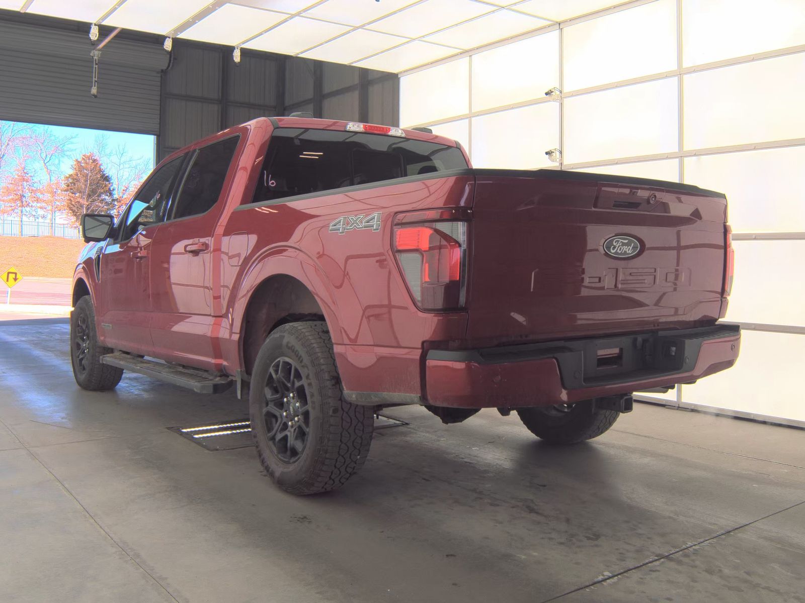 2024 Ford F-150 Hybrid XLT AWD