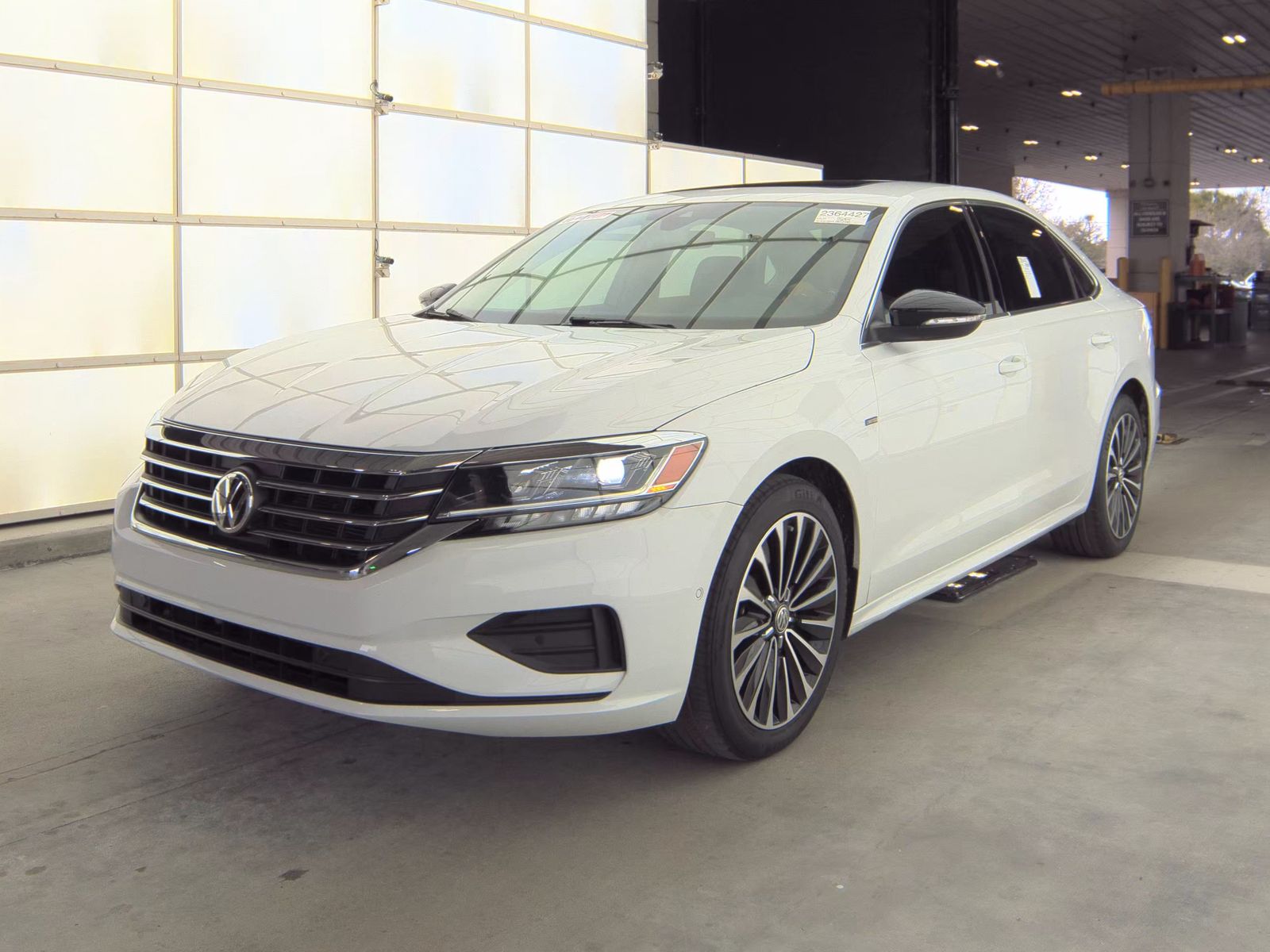 2022 Volkswagen Passat 2.0T Limited Edition FWD