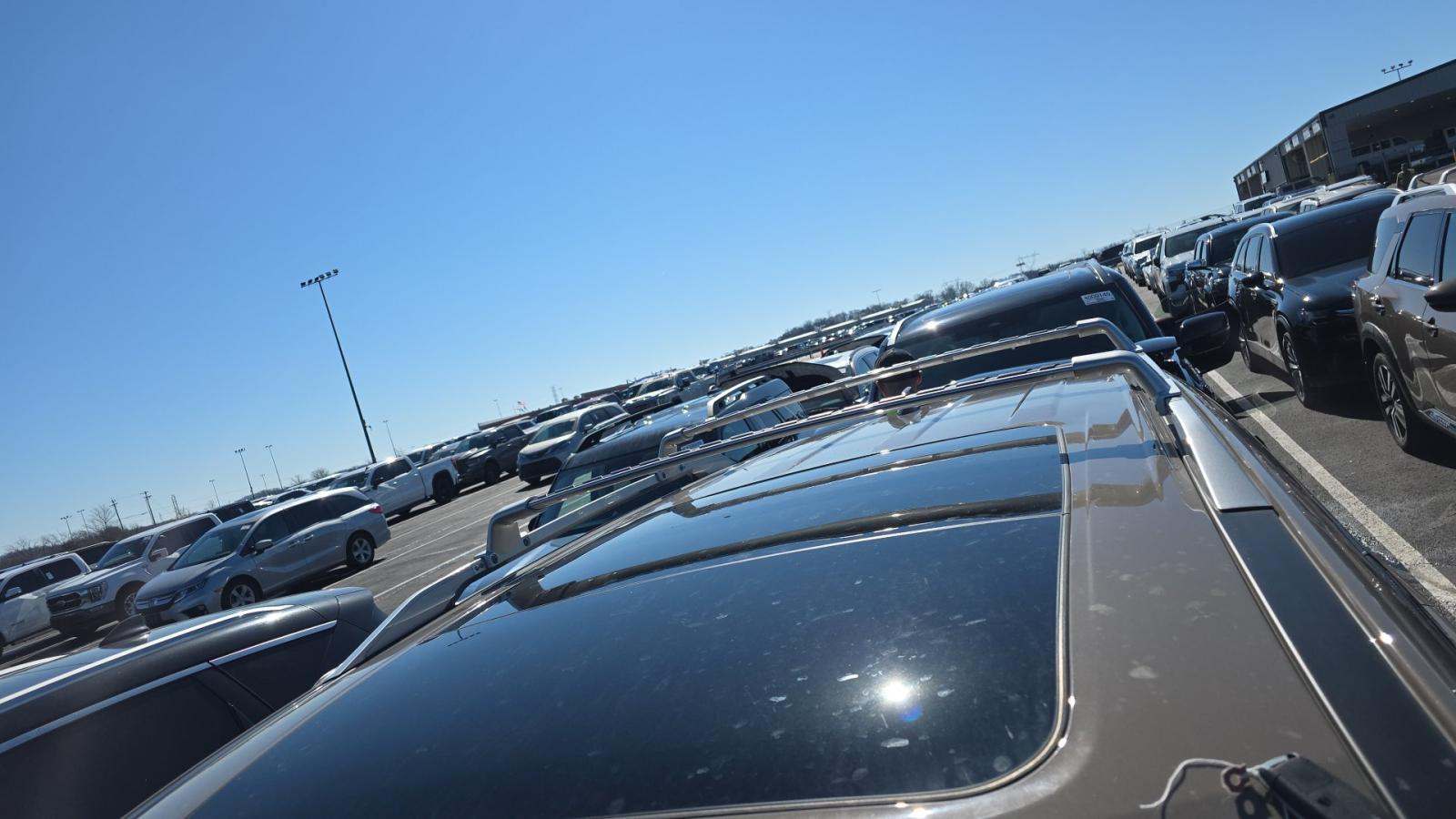 2024 Nissan Pathfinder Platinum FWD