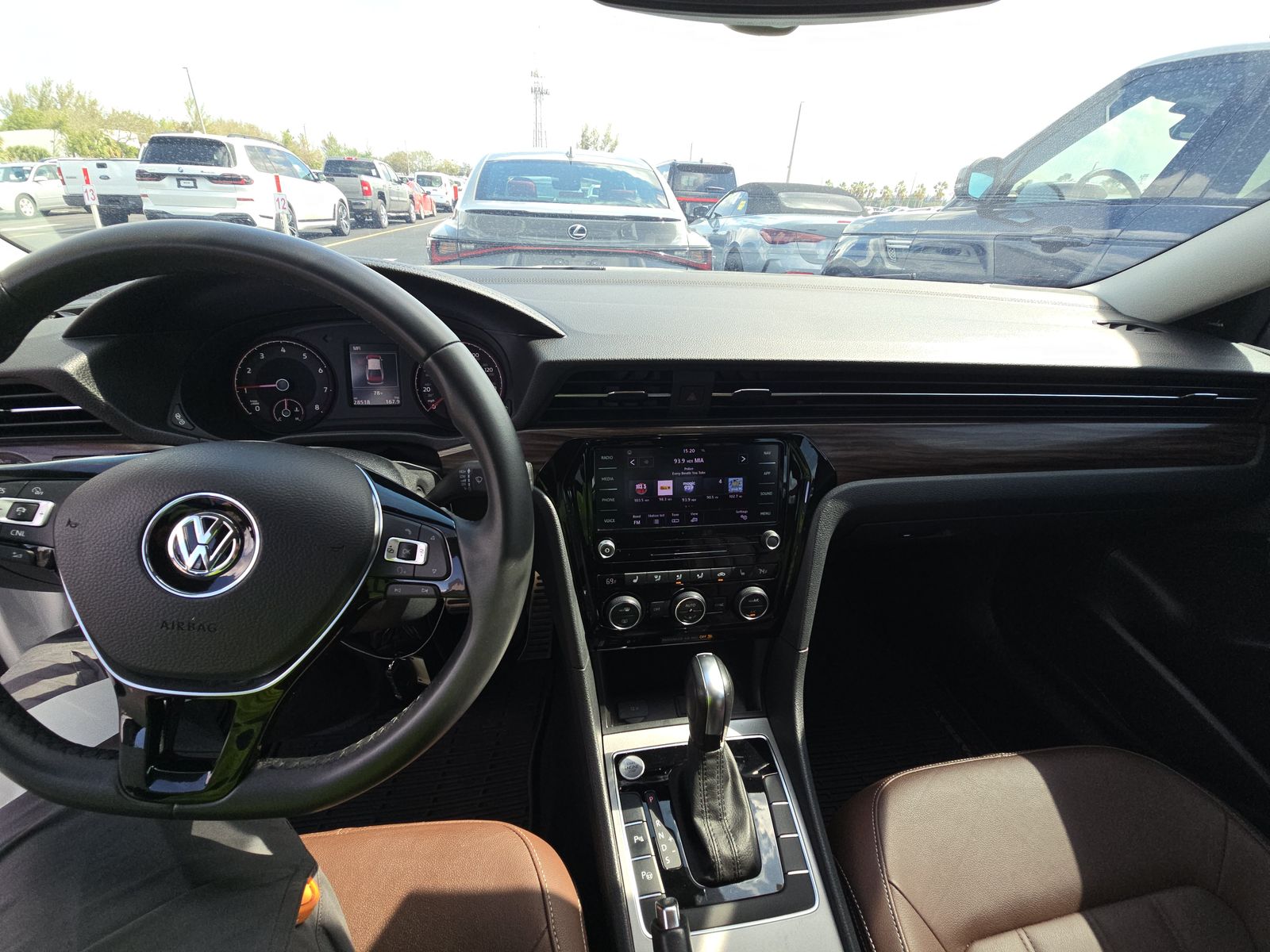 2022 Volkswagen Passat 2.0T Limited Edition FWD