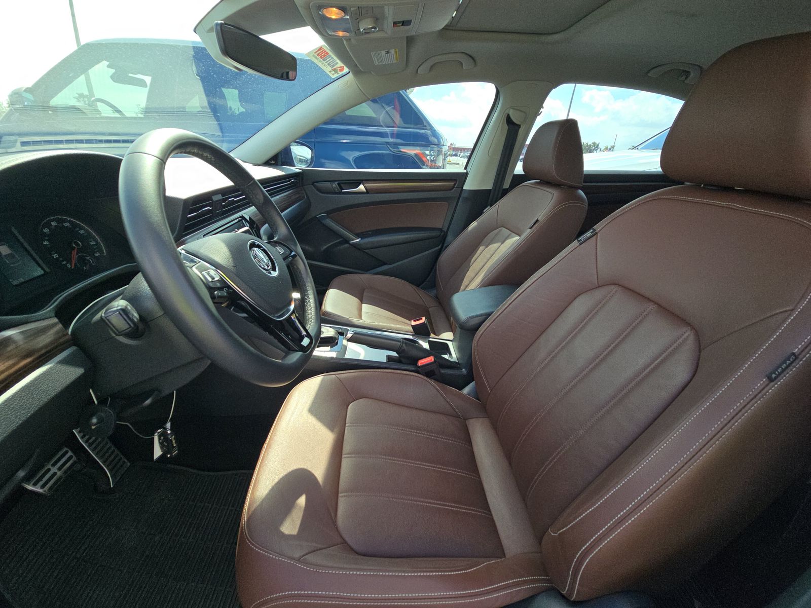 2022 Volkswagen Passat 2.0T Limited Edition FWD