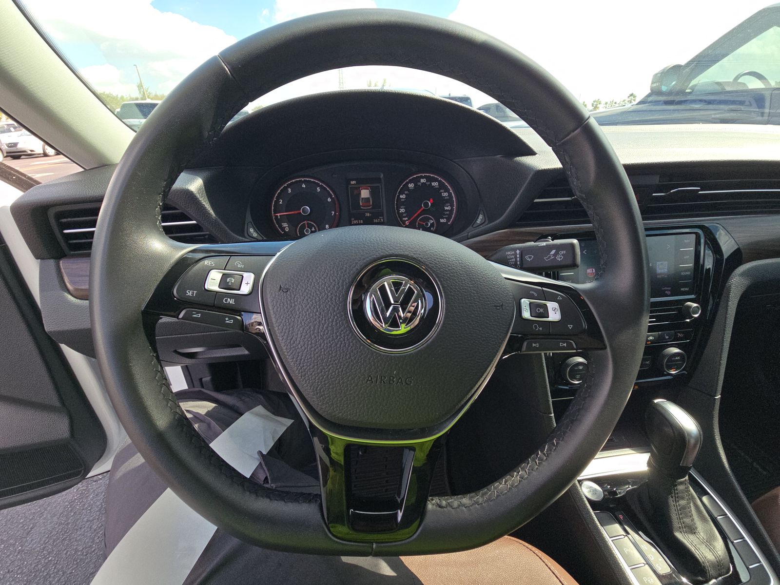 2022 Volkswagen Passat 2.0T Limited Edition FWD