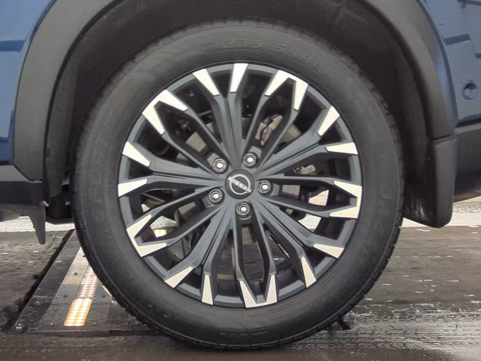 2025 Nissan Rogue SL FWD