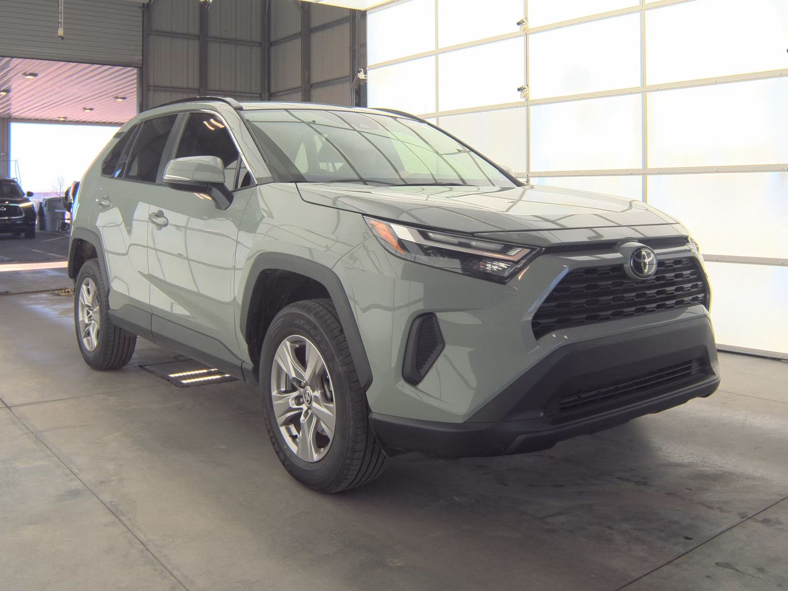 2023 Toyota RAV4 XLE FWD