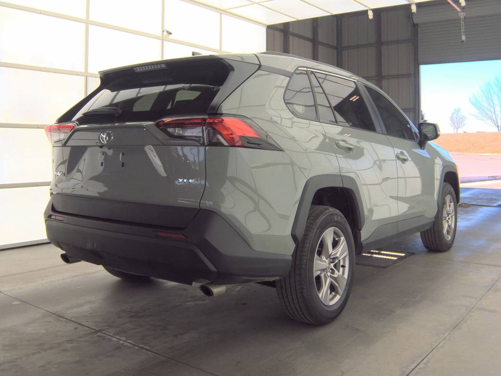 2023 Toyota RAV4 XLE FWD