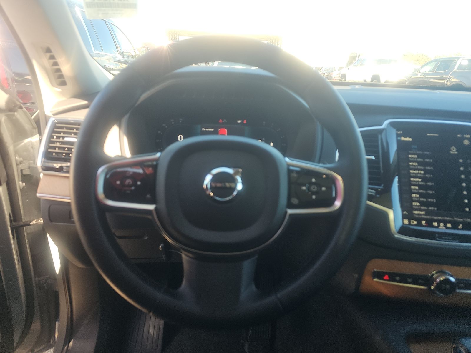 2024 Volvo XC90 B6 Plus AWD