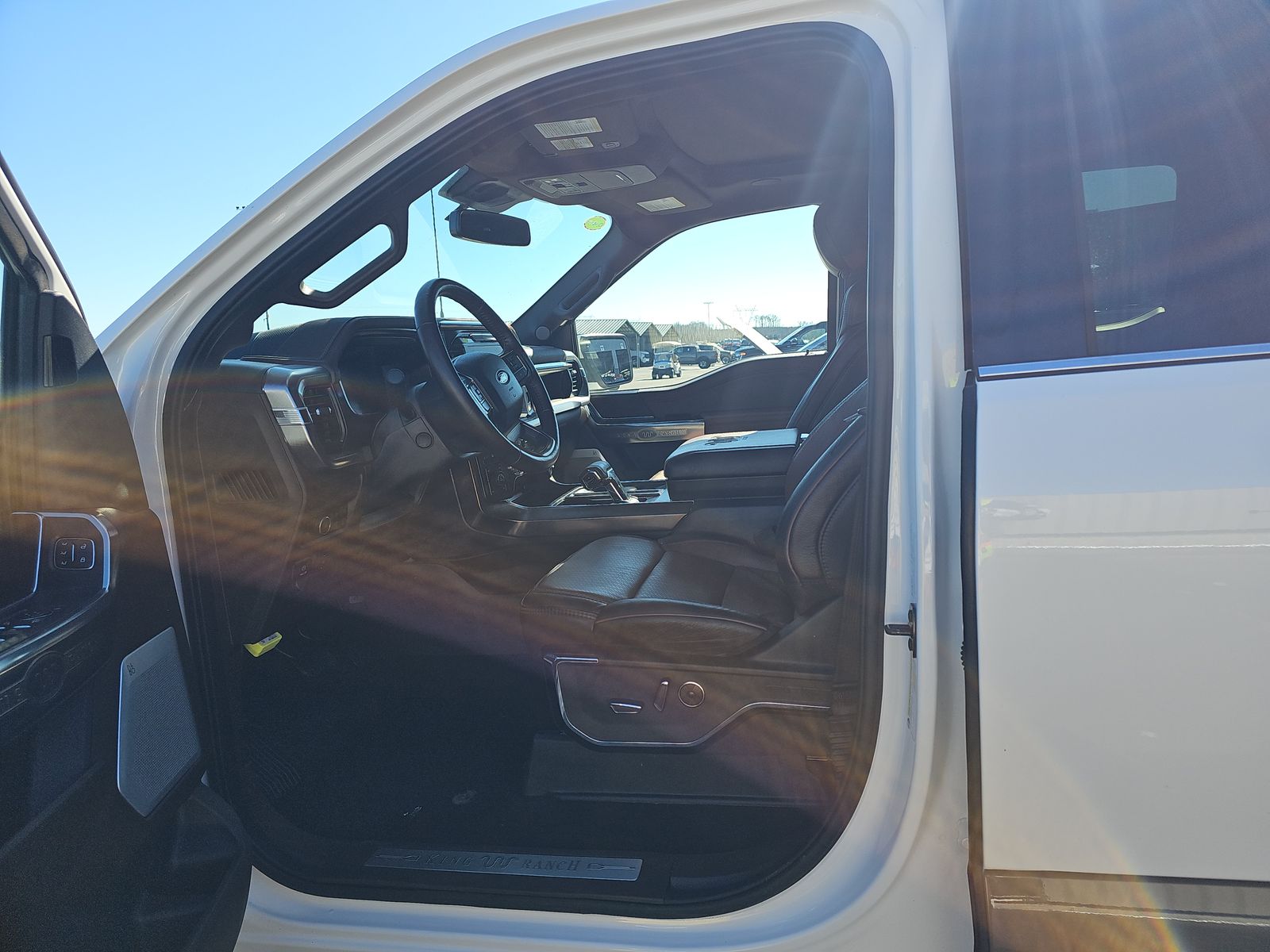 2025 Ford F-150 Hybrid King Ranch AWD