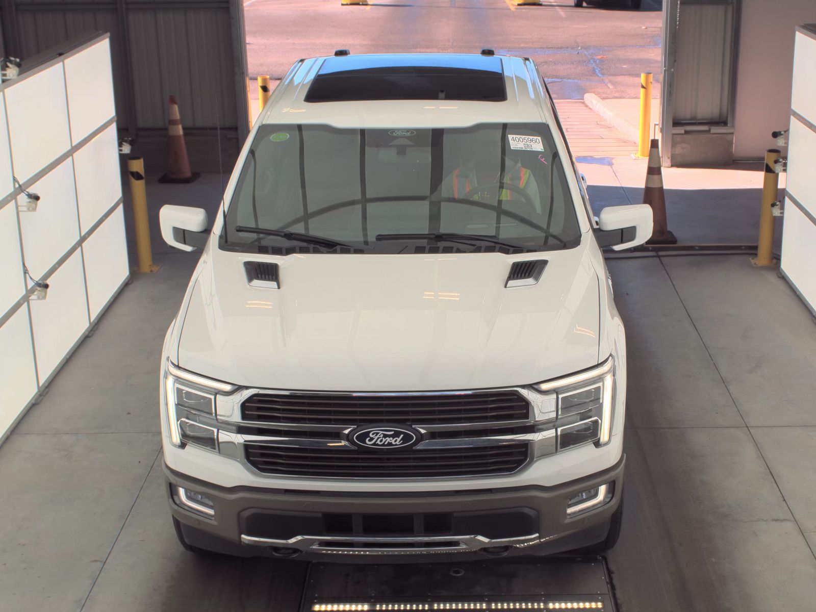 2025 Ford F-150 Hybrid King Ranch AWD