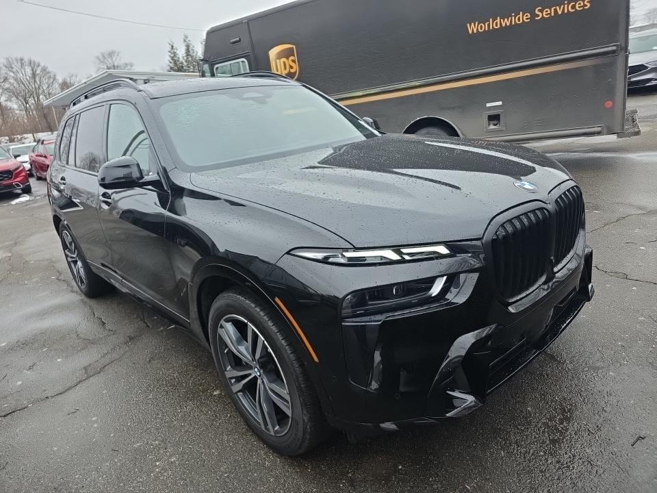 2025 BMW X7 xDrive40i AWD
