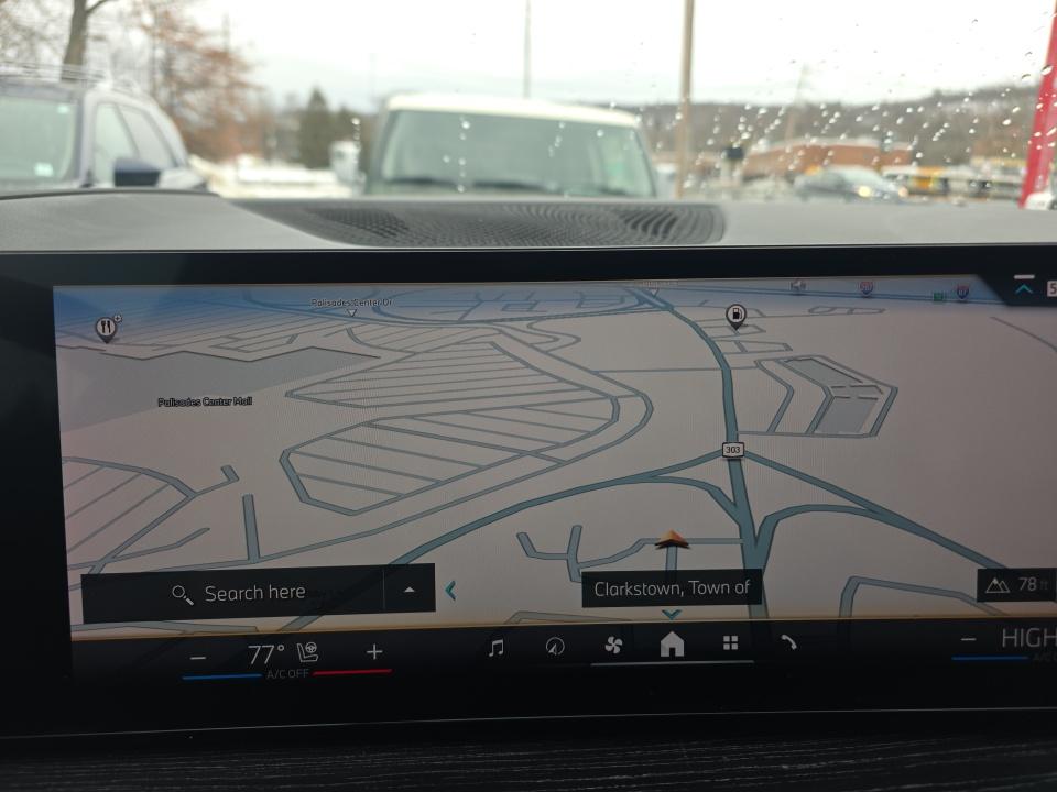 2025 BMW X7 xDrive40i AWD