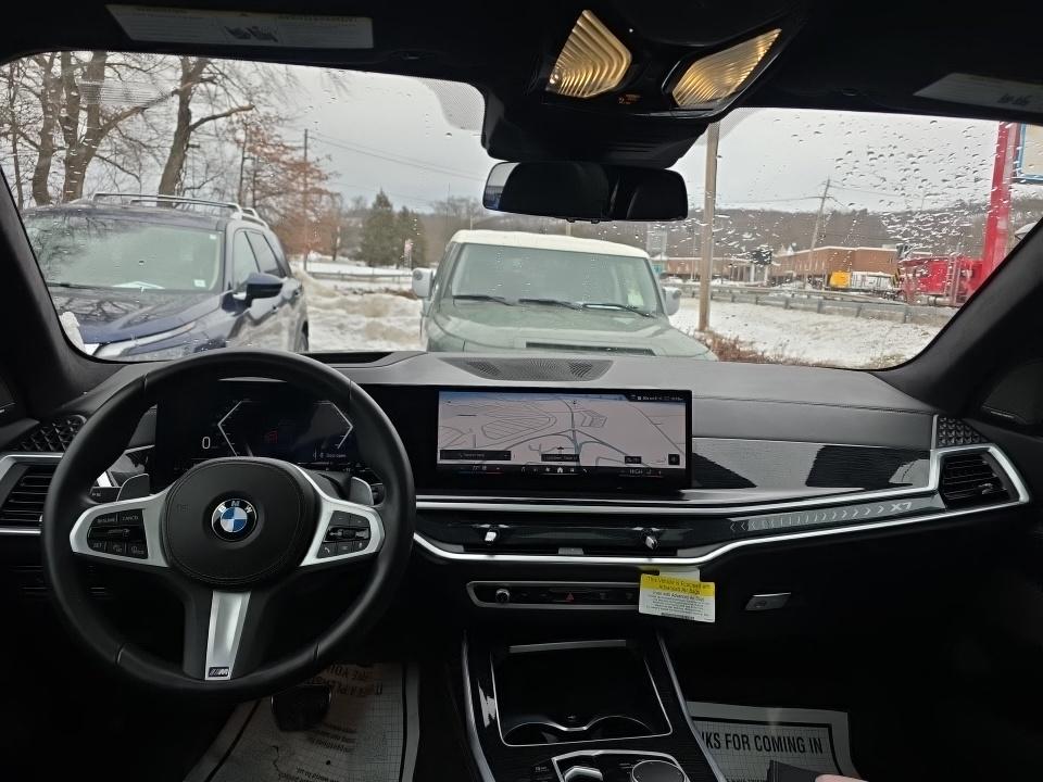2025 BMW X7 xDrive40i AWD