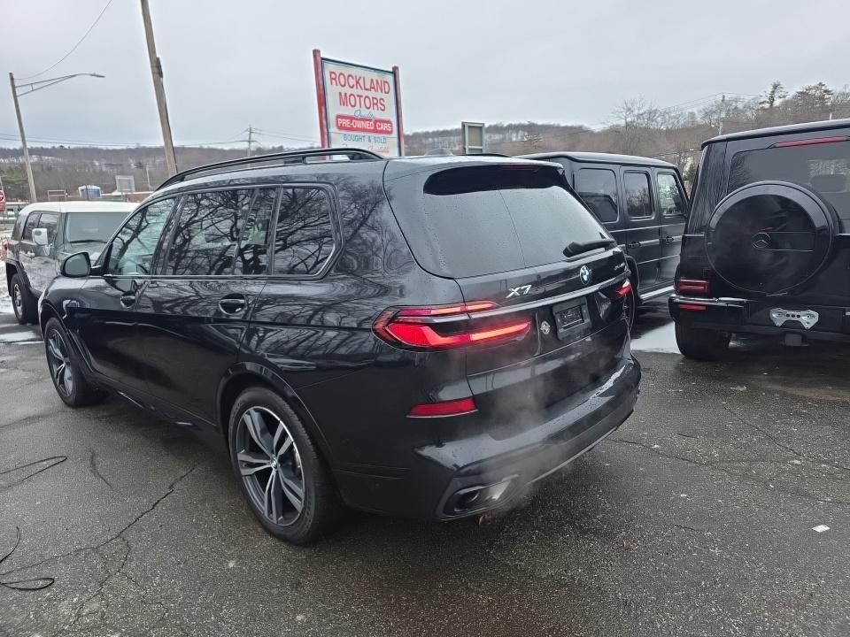 2025 BMW X7 xDrive40i AWD