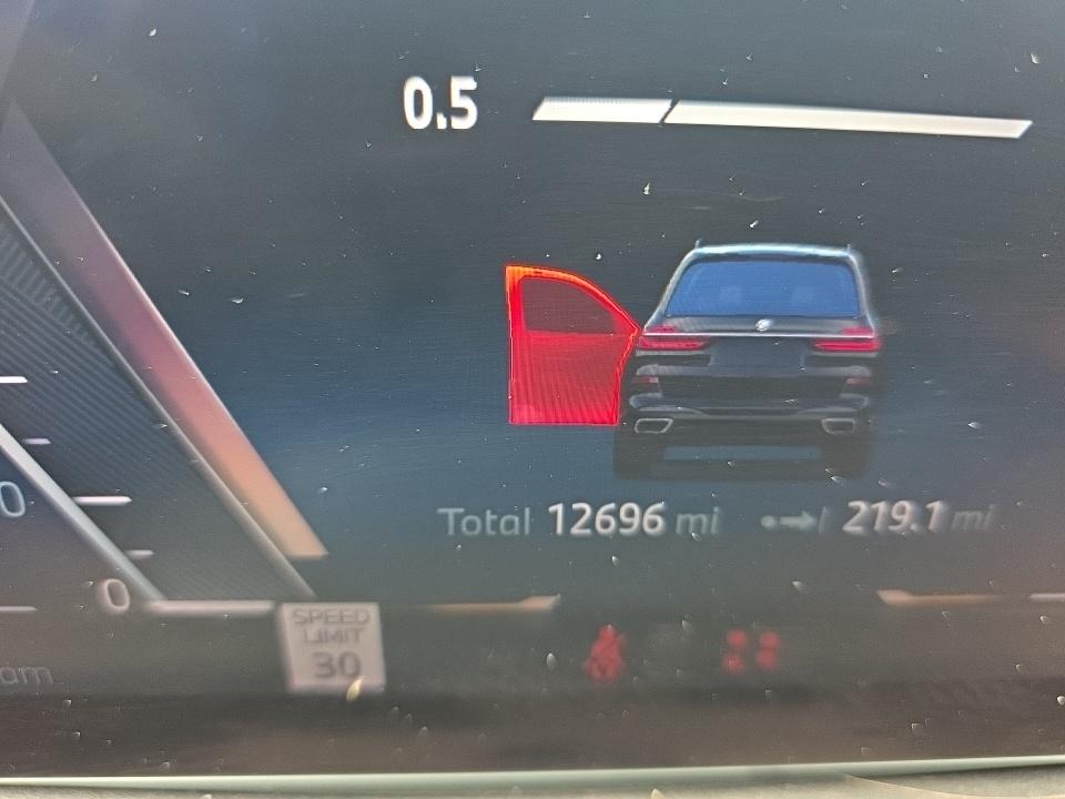 2025 BMW X7 xDrive40i AWD