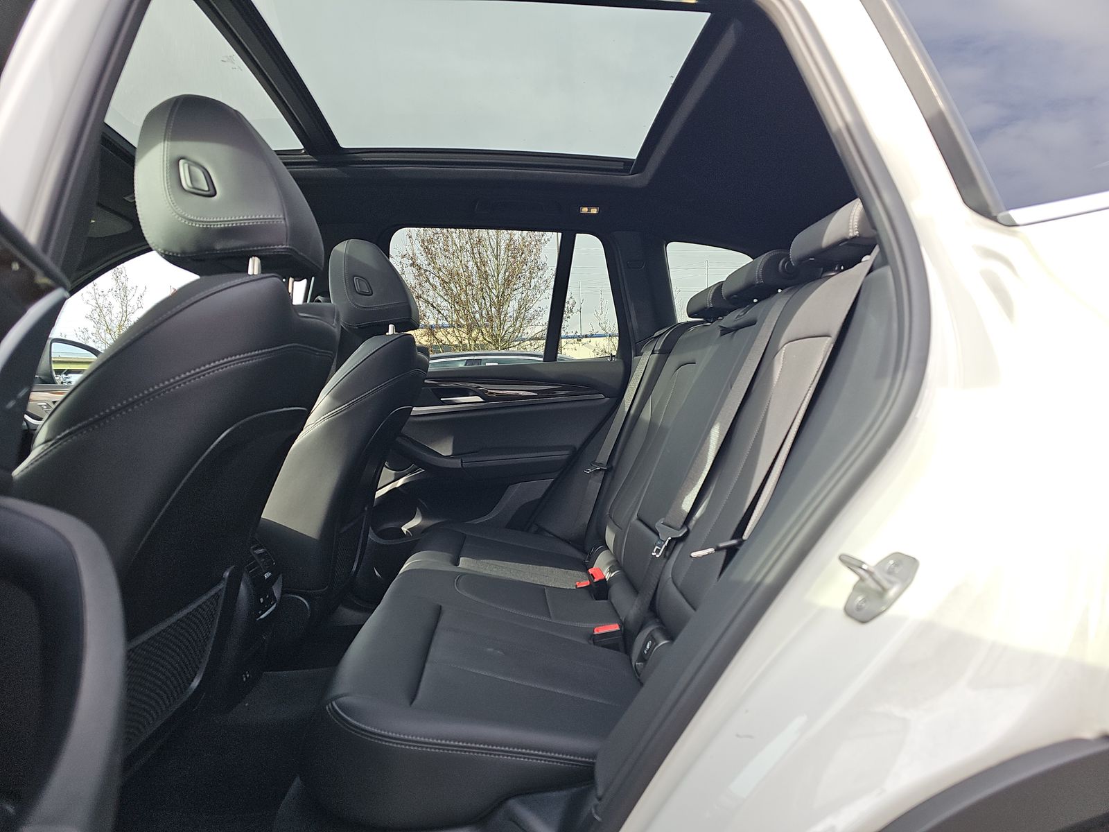 2024 BMW X3 sDrive30i RWD