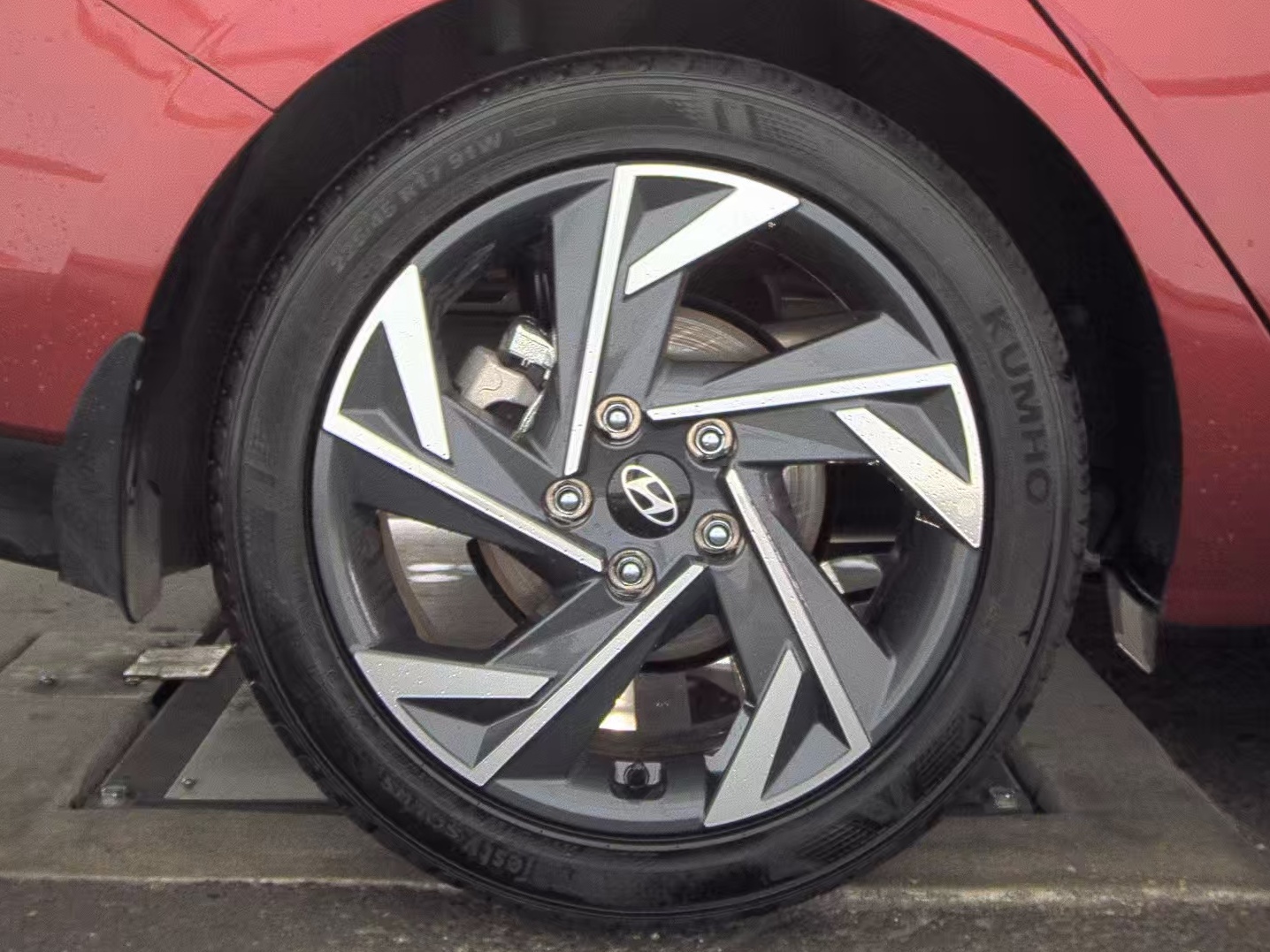 2025 Hyundai Elantra SEL Sport FWD